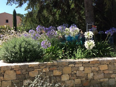 Instinct Nature, Julien Lan - Jardinier, Architecte Paysagiste, Paysagiste à Saint-Tropez