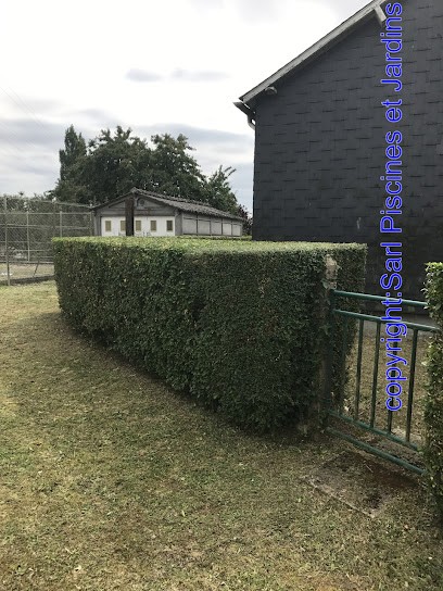 Sarl Piscines Et Jardins, Paysagiste à Mayenne
