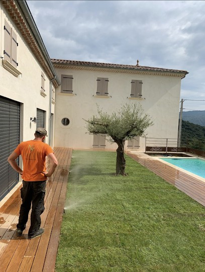 Nury Gaëtan -Les Jardins De La Vallée: Paysagistes -Elagage Abattage-Broyage-Debroussaillage, Paysagiste aux Ollières-sur-Eyrieux