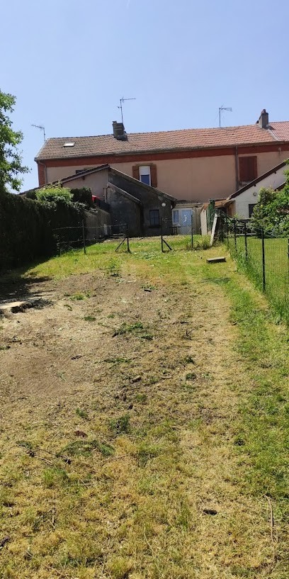 HK PAYSAGE, Paysagiste à Dommary-Baroncourt