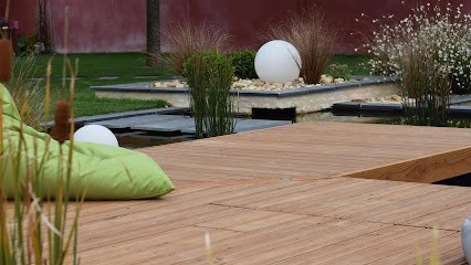 LANTANA JARDINESSENCES, Paysagiste à Jarnac