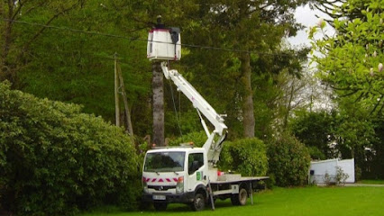 Ets Rouillard Service Élagage Avec Nacelle Paysagiste à Bellerive-sur-Allier