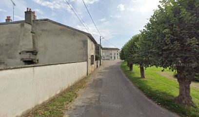 La salamandre et l'arbre heureux, Paysagiste à Vaux-sur-Blaise