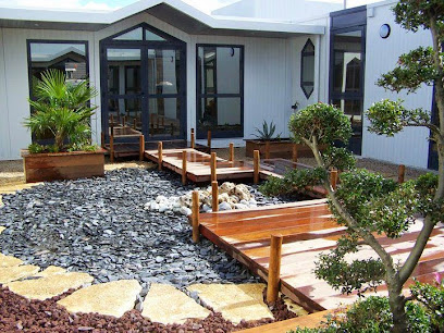 Le Jardinier Décorateur 'Dedans Et Dehors Sarl ', Paysagiste à Locmalo