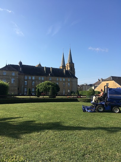 Entretien Espace Vert Ferret Eric Parcs Et Jardins -50% Réduction D’impôts, Paysagiste à La Neuville-aux-Joûtes