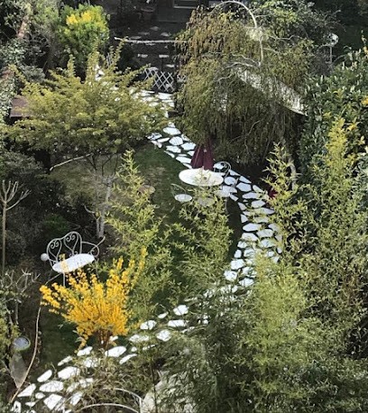 Nature Designer NATURE DESIGNER, Paysagiste à Suresnes