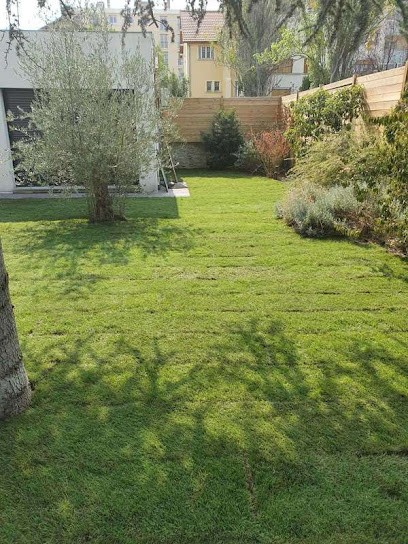 ULYSSE ESPACE VERTS -, Paysagiste à La Queue-en-Brie